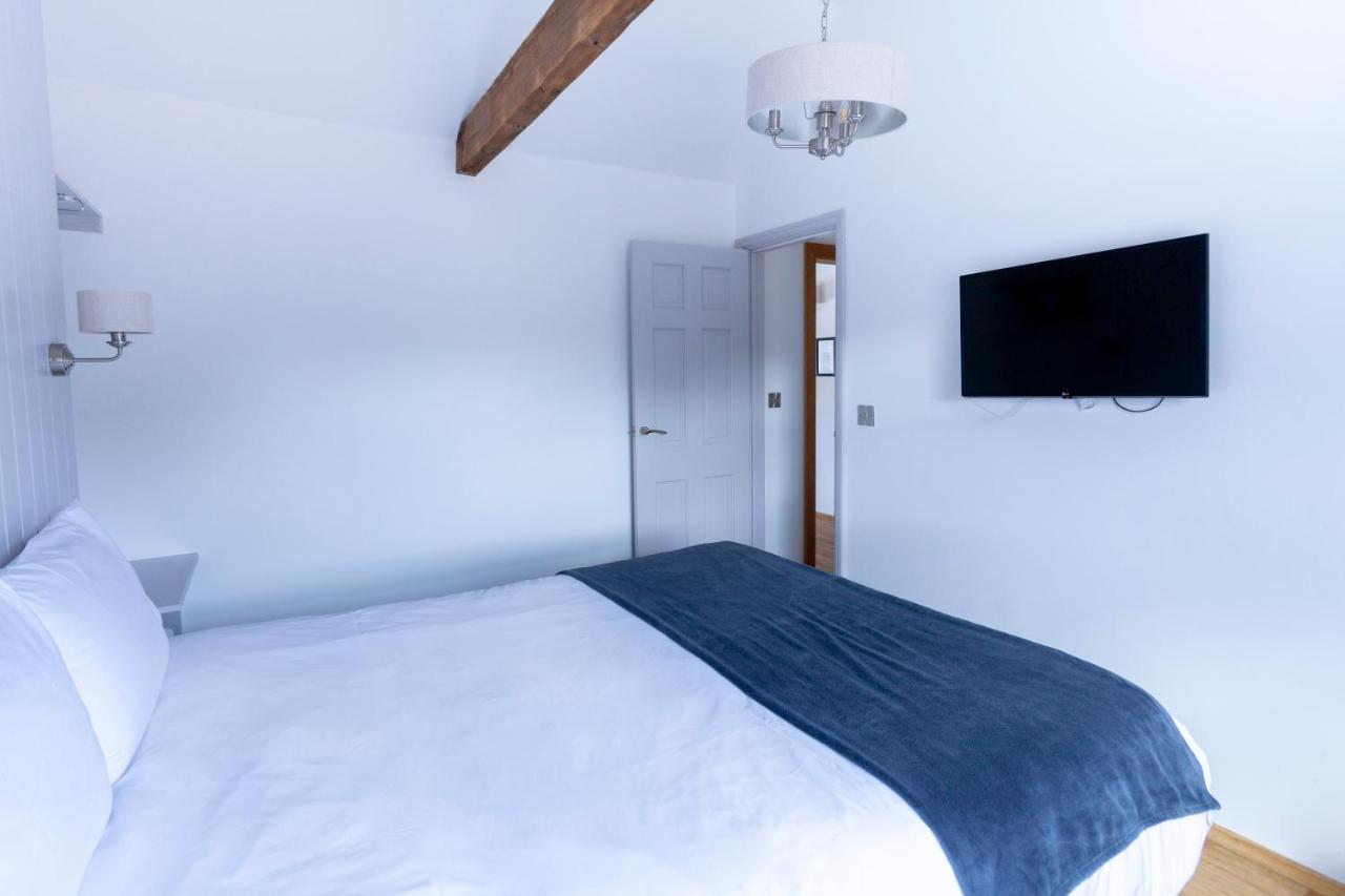 Apartment 6 At Number 8: City Centre, 1 Bedroom, Sofa Bed In Lounge Canterbury Buitenkant foto