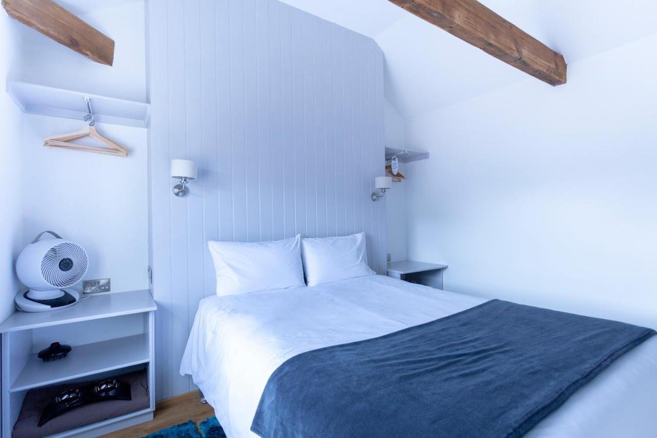 Apartment 6 At Number 8: City Centre, 1 Bedroom, Sofa Bed In Lounge Canterbury Buitenkant foto
